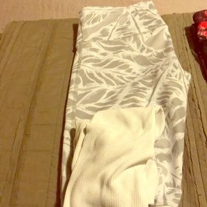 Alo goddess leggings size xs